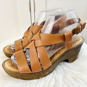 Born Concepts Carmo Tan Leather Strappy Block Sandals Y2K 90s Vibes Size 7M